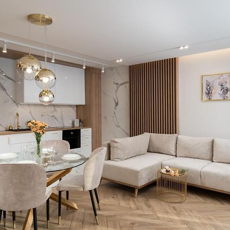 Ga Luxury Apartments G9 Krakow Luaran gambar