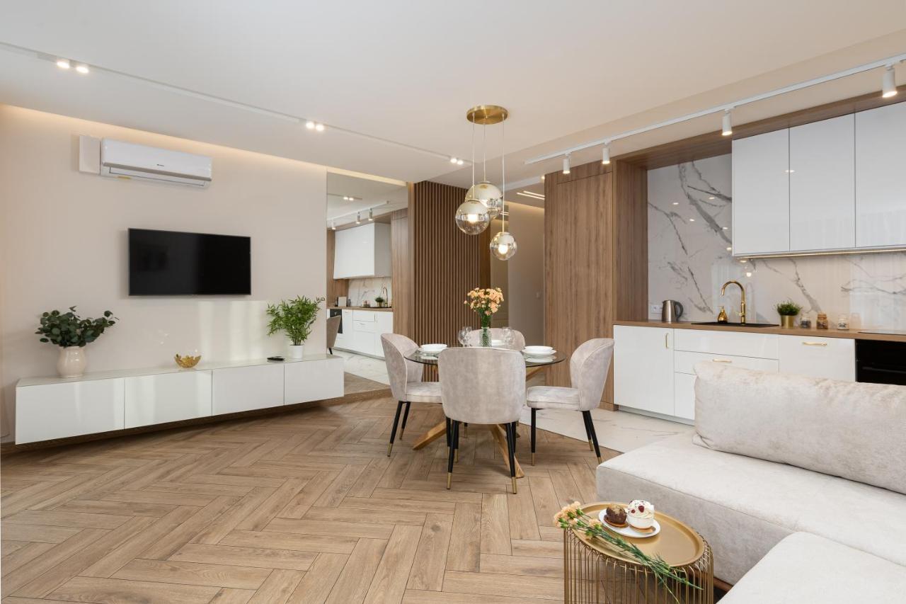 Ga Luxury Apartments G9 Krakow Luaran gambar